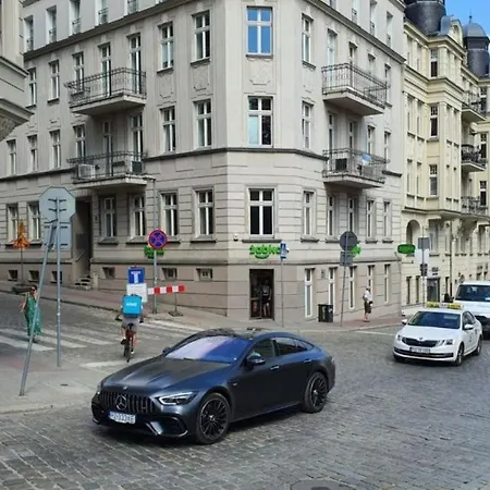 Apartament Modern With Pool Near Golden Terraces Warszawa